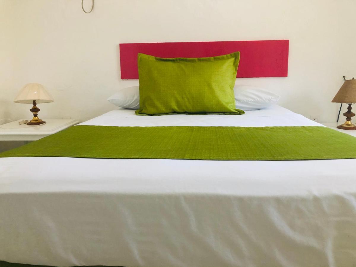 Casa Mexicana La Reyna Manzanillo Ngoại thất bức ảnh